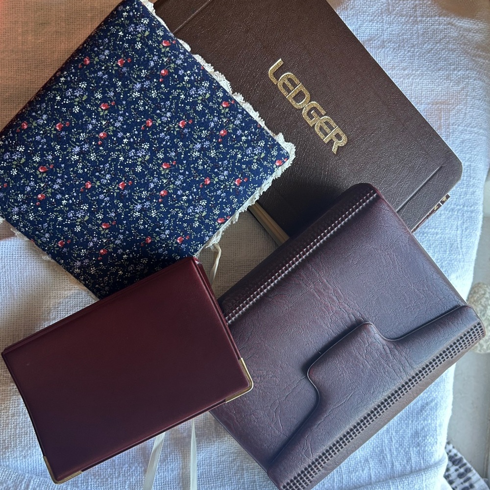 Bundle Vintage Binder, Ledger, Address Book, Daily Planner, Notebook Set